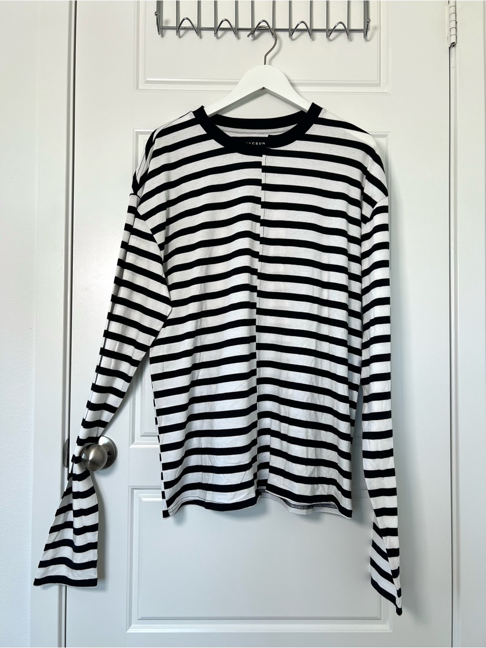 PacSun // NWOT Men's Casual Boxy Striped Costume Long Sleeve T-Shirt